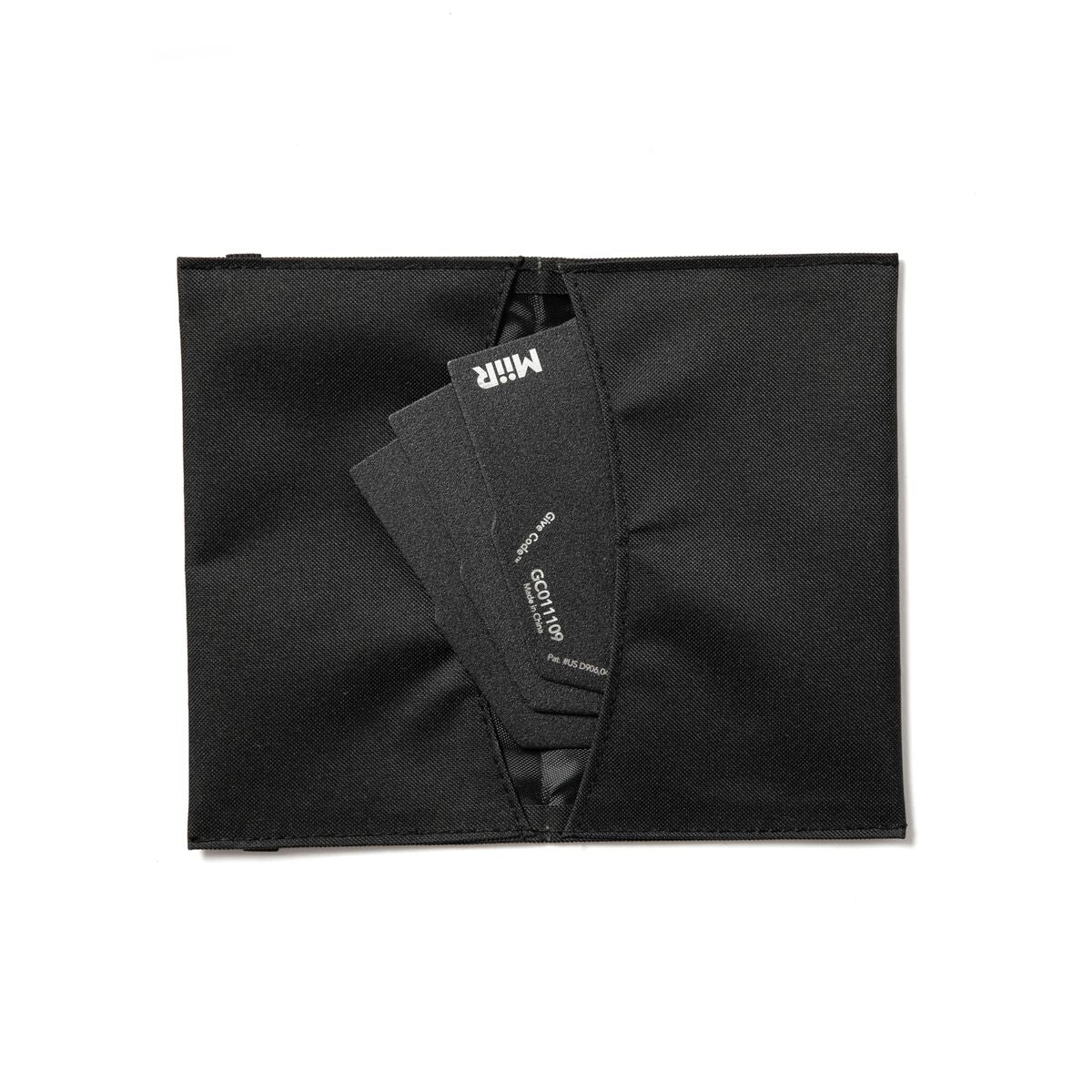 pourigami-s0 WebPDP-Pourigami_Black_Case__POG2SN00002_Studio_Open.jpg