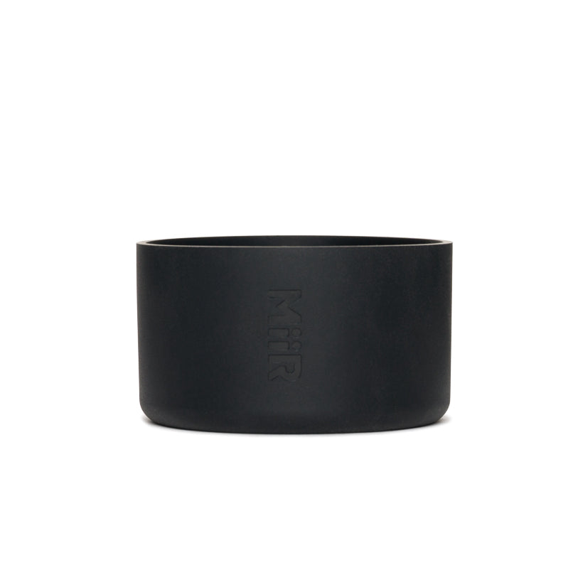 silicone-boot-i4 Silicone_Boot_32oz_42oz_Black_Studio_0821_SLB1PN34002_Front_22fbd7e0-94c1-4c9d-9f4e-6b60d37f6bce.jpg