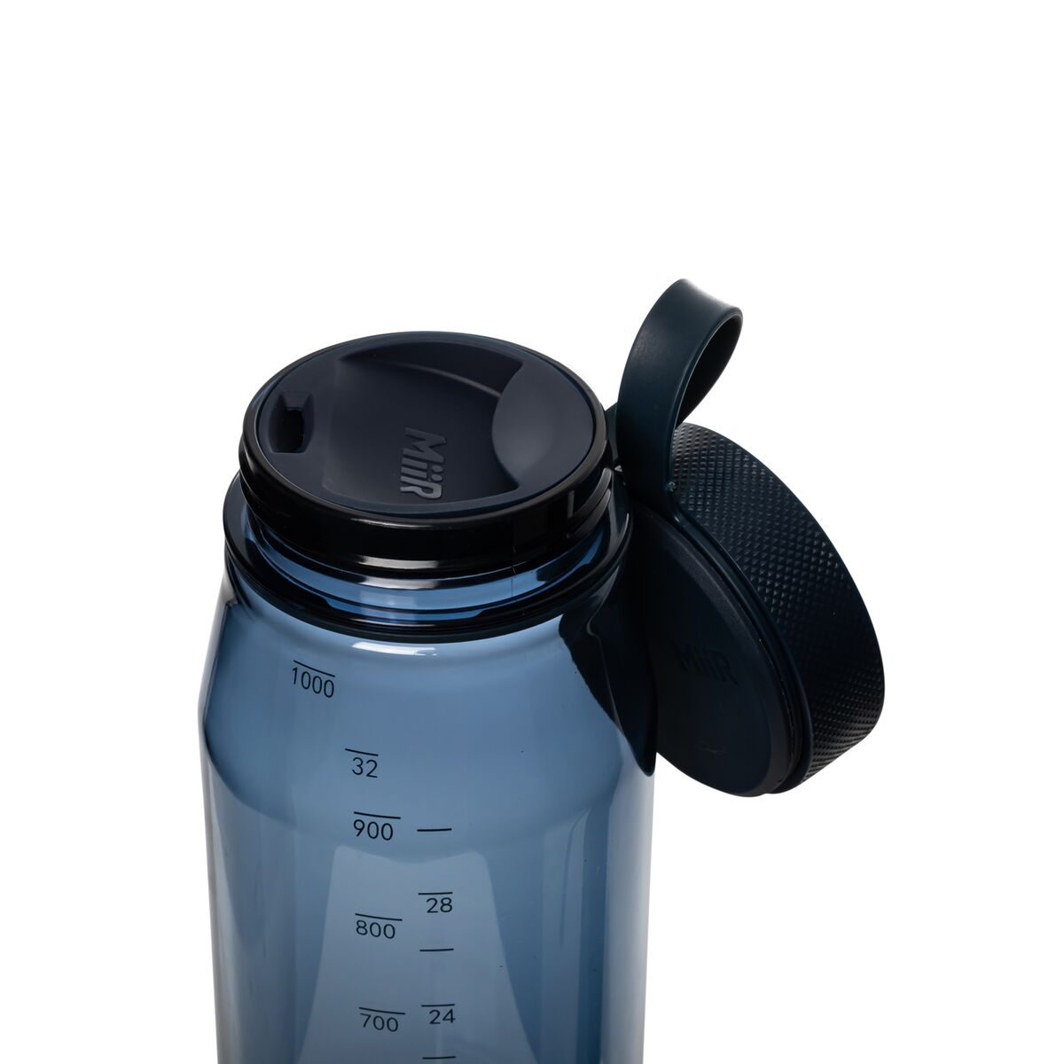 everywhere-bottle-i5 WebPDP-33oz_Everywhere_Bottle_TidalBlue__EWB1PN32215_X2Studio_TetherTwist.jpg