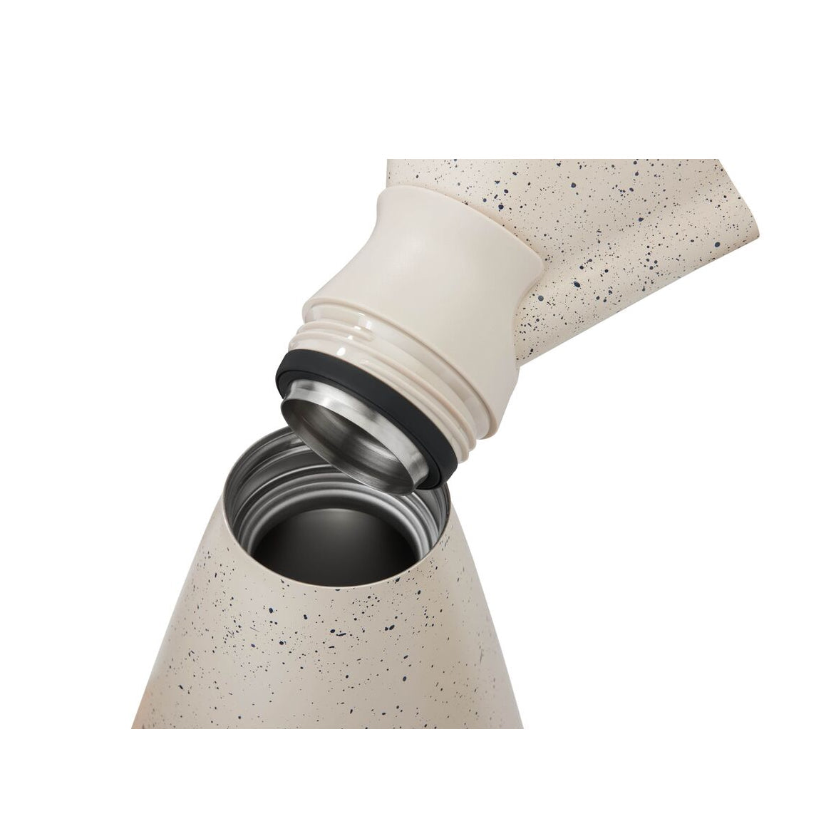 new-standard-carafe-w4 WebPDP-33oz_New_Standard_Carafe_Desert_Tan_Speckle_Studio__CAR1SVOS224_45_Top_Staged.jpg