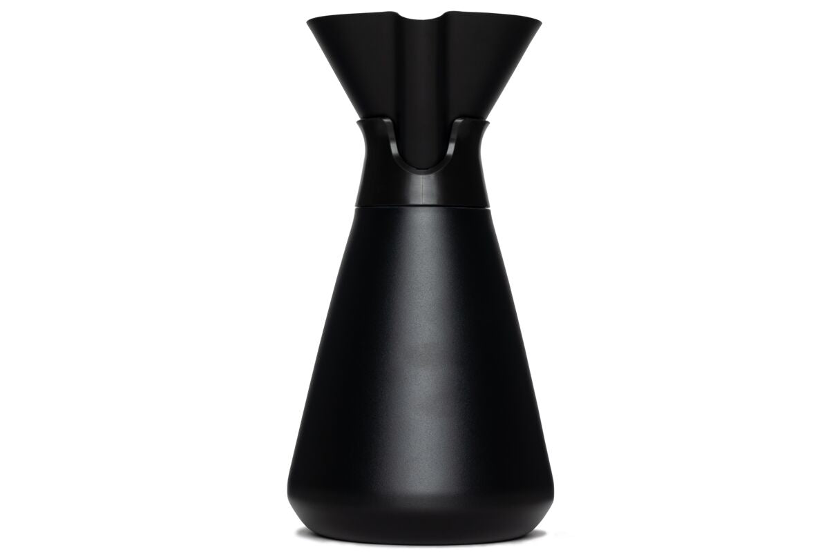 new-standard-carafe-w4 WebPDP-Carafe_Black_Studio_0722_270__CAR1SVOS002.jpg