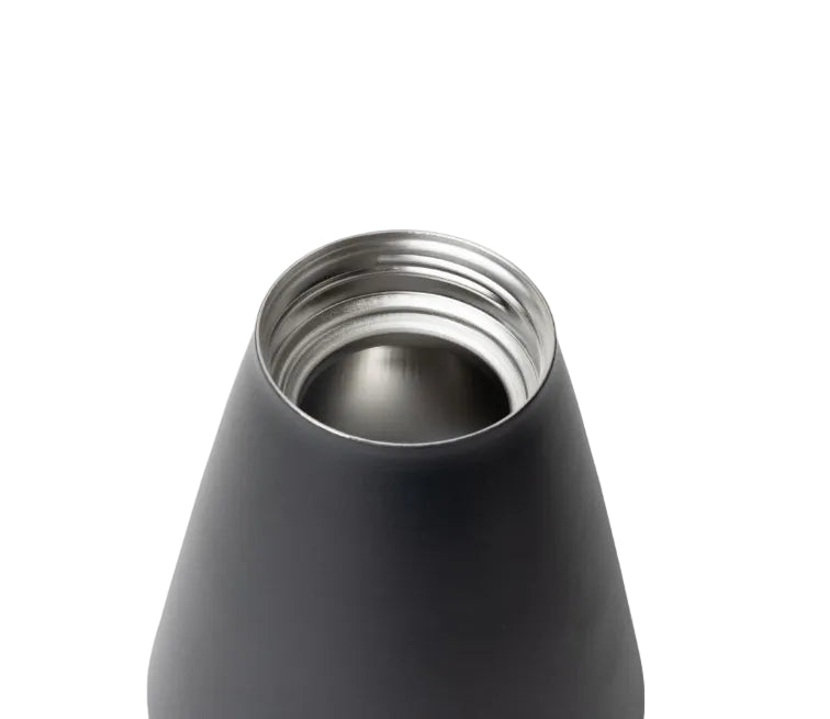 new-standard-carafe-w4 WebPDP-Carafe_Black_Studio_0722_45_Deg_Top_Off__CAR1SVOS002.jpg