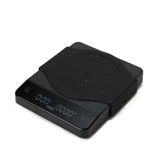 digital-coffee-scale-q7 WebPDP-Digital_Scale_Studio_45_Deg_Pad_On.jpg