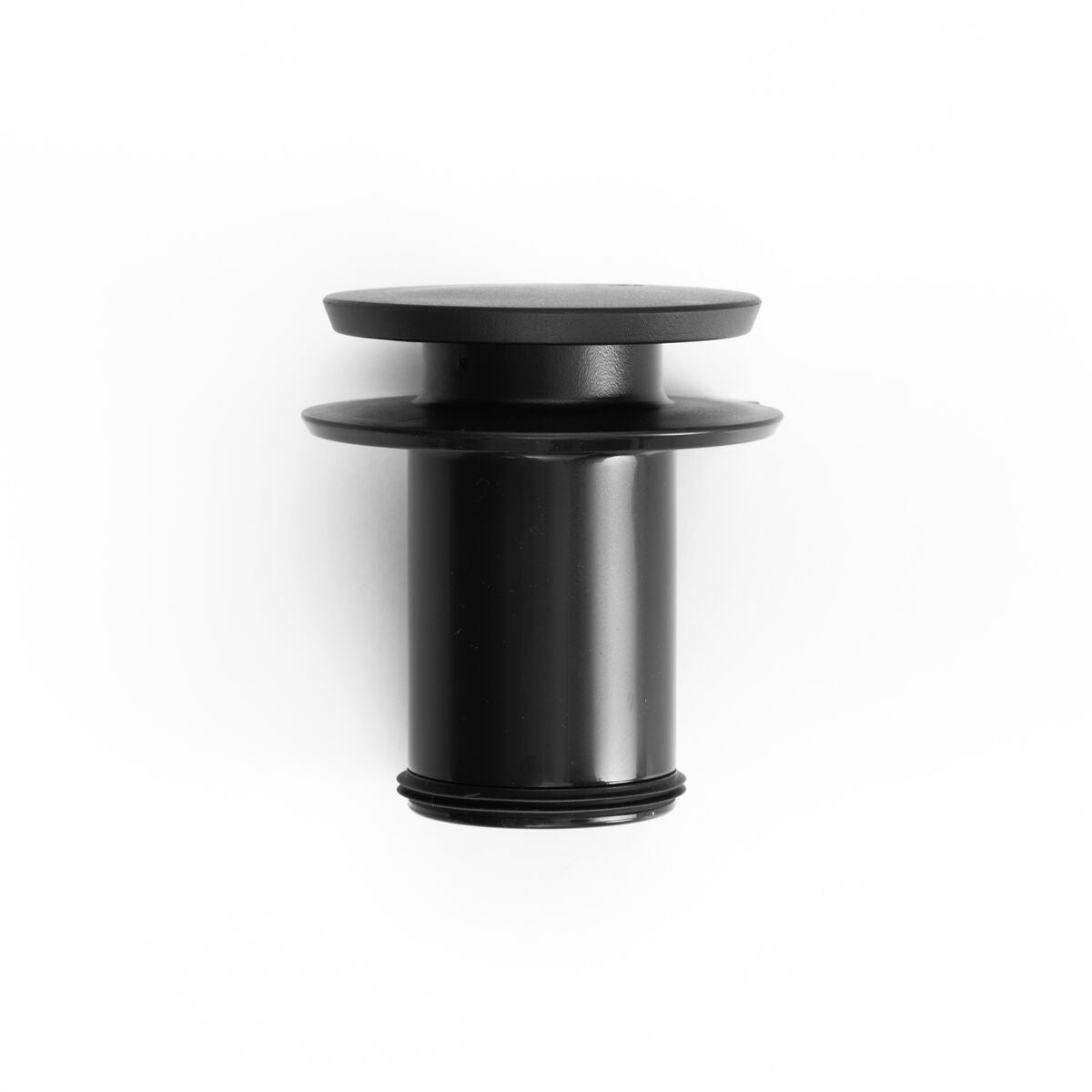new-standard-carafe-w4 WebPDP-PolishedStainlessCarafe_33oz_SS_StudioX207182024_Lid__CAR1SVOS005.jpg