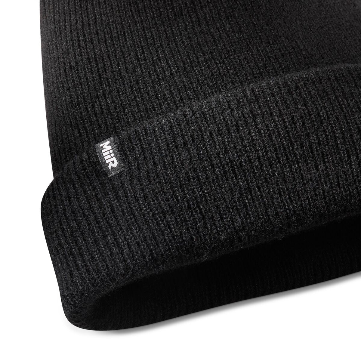 recycled-cashmere-beanie-b0 WebPDP-Recycled_Cashmere_Luxe_Beanie_Studio_Detail__BNE004002OS.jpg