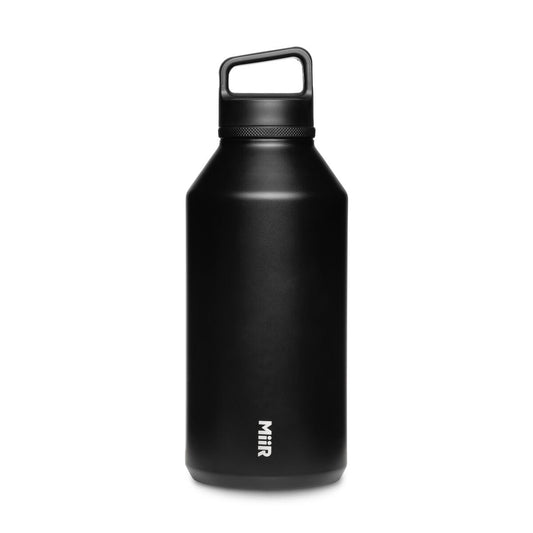 64oz-wide-mouth-bottle-c8 Web_PDP-64oz_Wide_Mouth_Bottle_Black_WMB2SV64002_2XStudio_Front_Lid_On_1.jpg